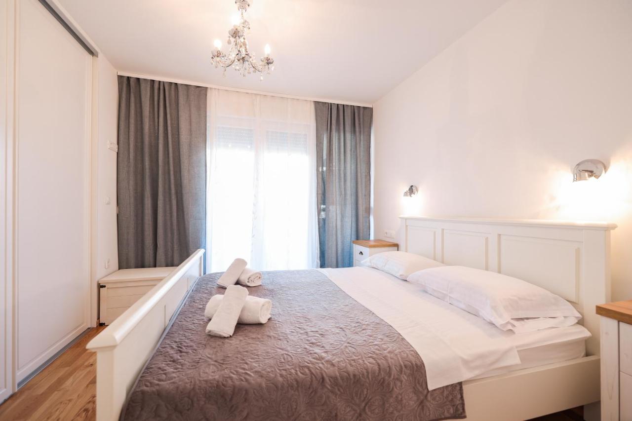 Two Bedroom Apartment With A Balcony Relja Zadar Exterior foto